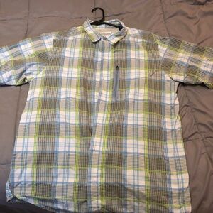 SALE!!! Columbia Omni-wick fishing shirt in EUC size XL in blue & green